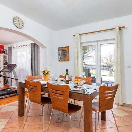 Awesome In With Wifi Holiday home *