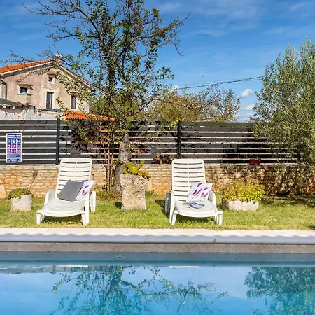 Awesome In With Wifi Holiday home Gajana