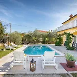 Holiday Home Gajana Gajana Gajana
