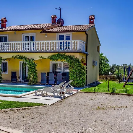 Holiday Home Gajana Gajana *