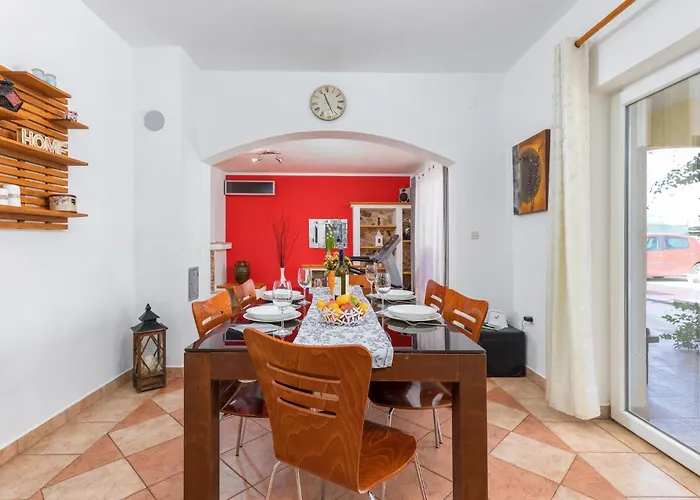 Holiday Home Gajana Gajana * Gajana